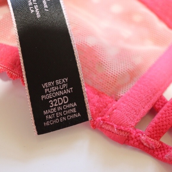 Victoria’s Secret Lot of 3 Bras 32DD Very Sexy Push Up & Dream Angel Demi - Picture 14 of 16